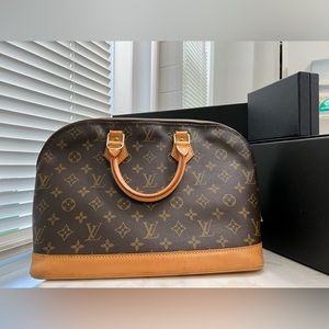 Louis Vuitton Alma PM in Monogram